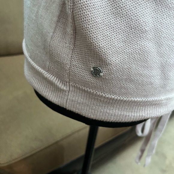 Lululemon sweater that ties in the back. - Picture 3 of 3